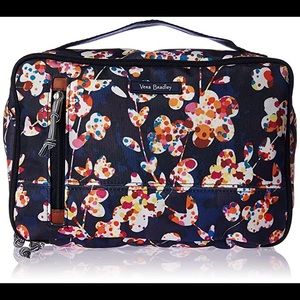 Vera Bradley Large Brush & Blush in Cut Vines